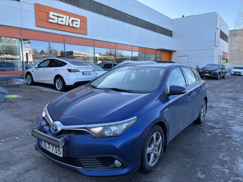 Toyota Auris vaihtoauto