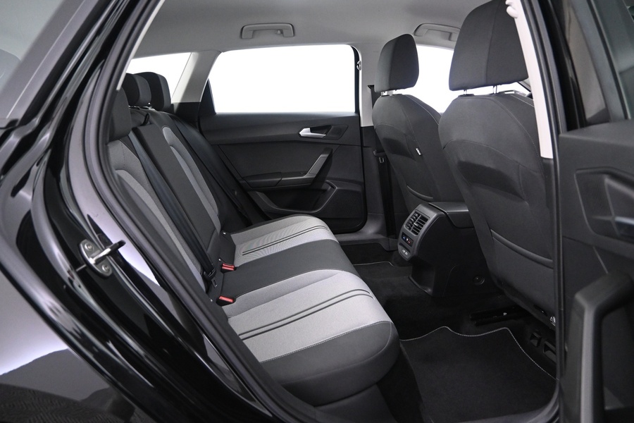 SEAT Leon Sportstourer vaihtoauto