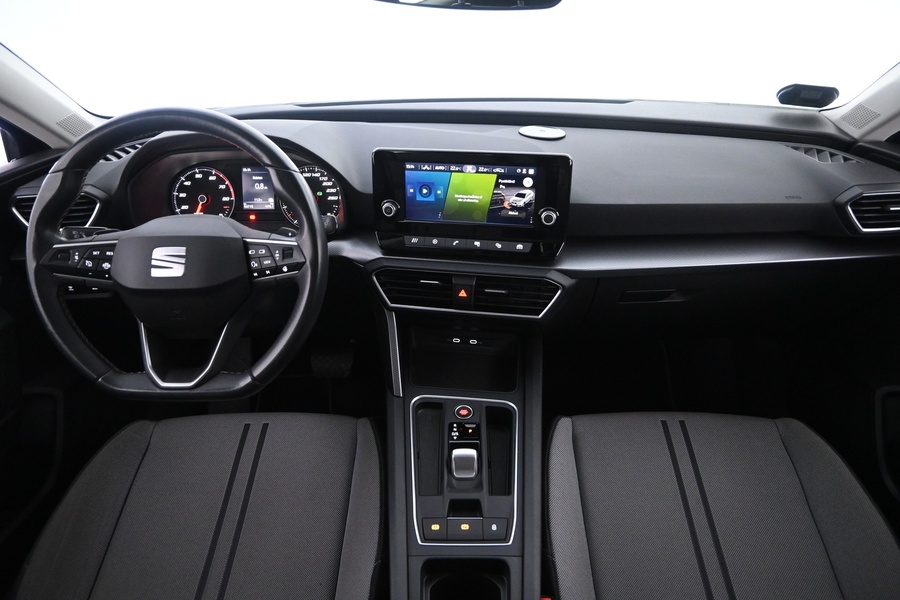 SEAT Leon Sportstourer vaihtoauto