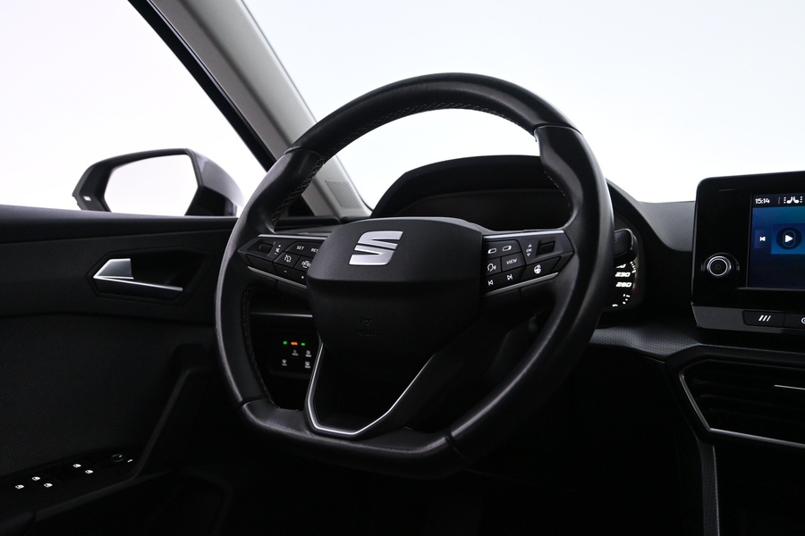 SEAT Leon Sportstourer vaihtoauto