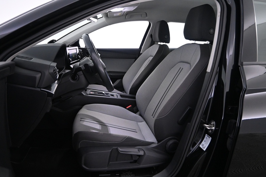 SEAT Leon Sportstourer vaihtoauto