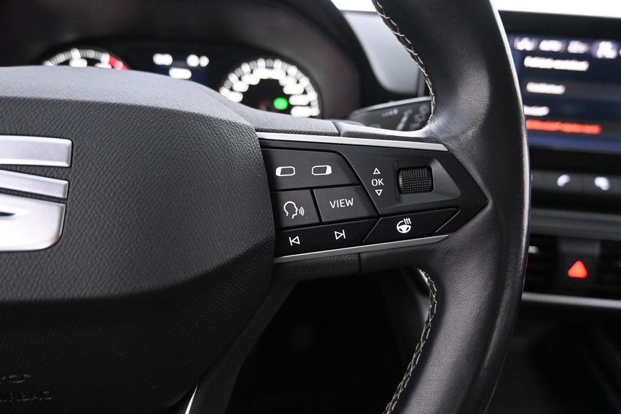 SEAT Leon Sportstourer vaihtoauto