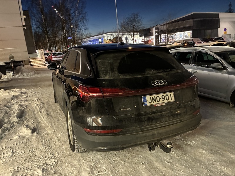 Audi e-tron vaihtoauto