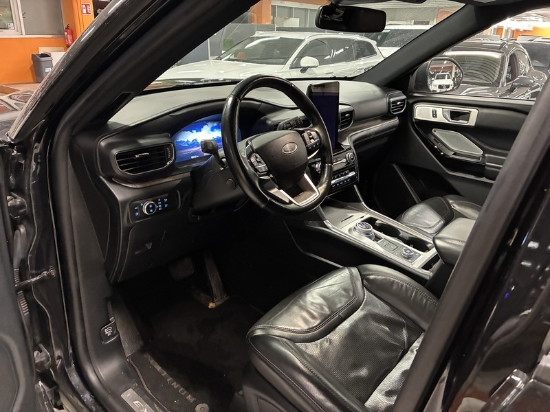 Ford USA Explorer vaihtoauto