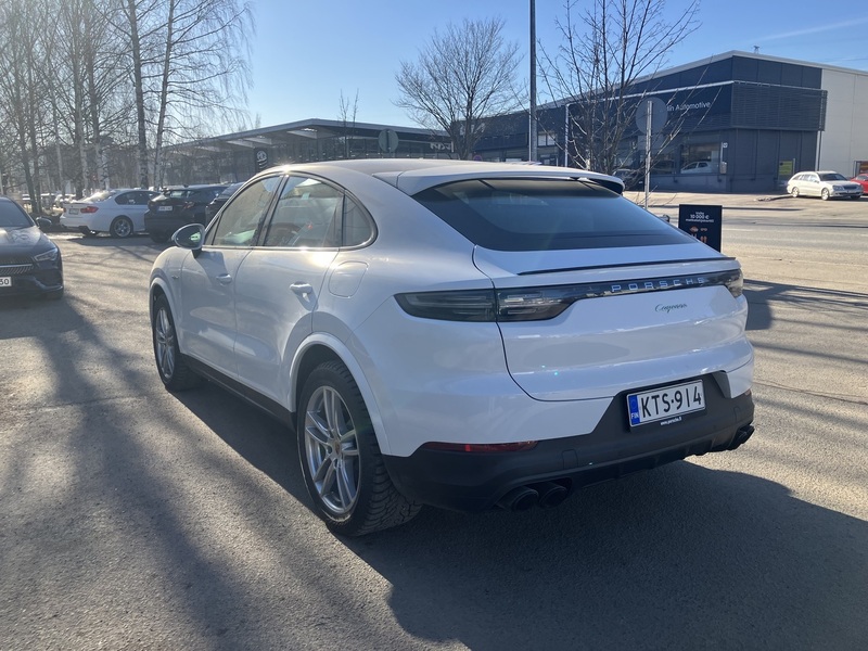 Porsche Cayenne vaihtoauto