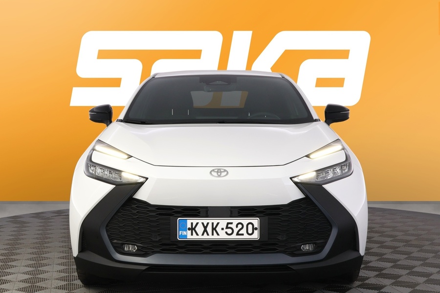 Toyota C-HR vaihtoauto