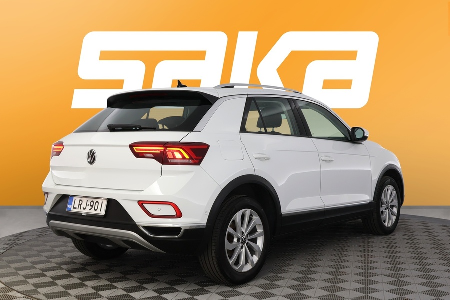 Volkswagen T-Roc vaihtoauto