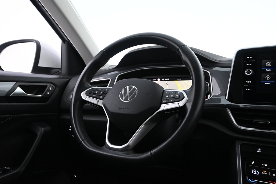 Volkswagen T-Roc vaihtoauto