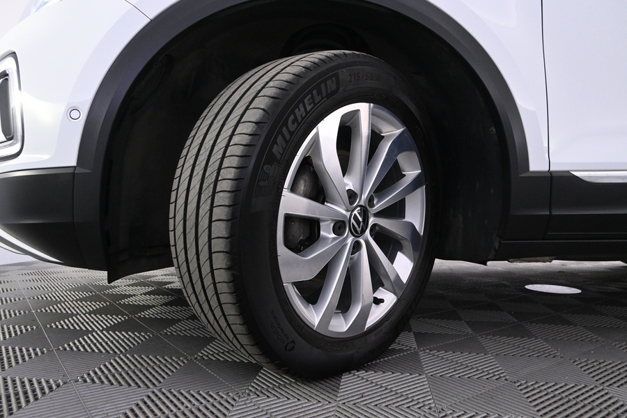 Volkswagen T-Roc vaihtoauto