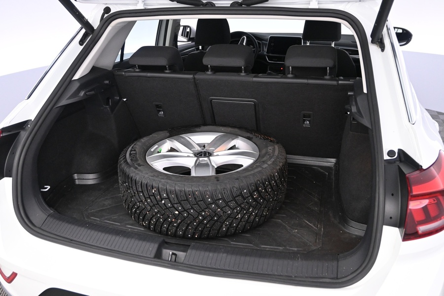 Volkswagen T-Roc vaihtoauto