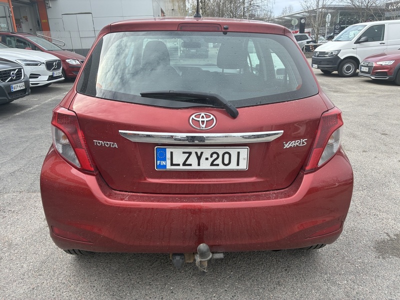 Toyota Yaris vaihtoauto