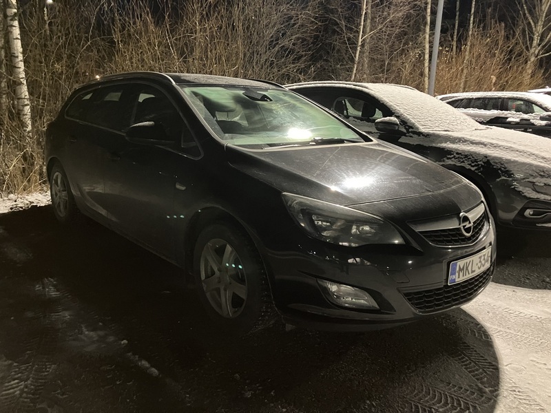 Opel Astra vaihtoauto