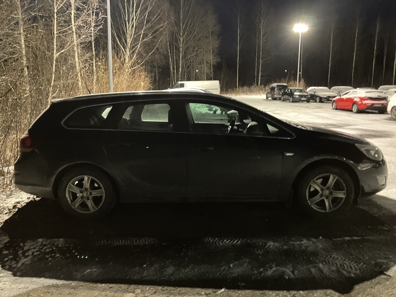 Opel Astra vaihtoauto