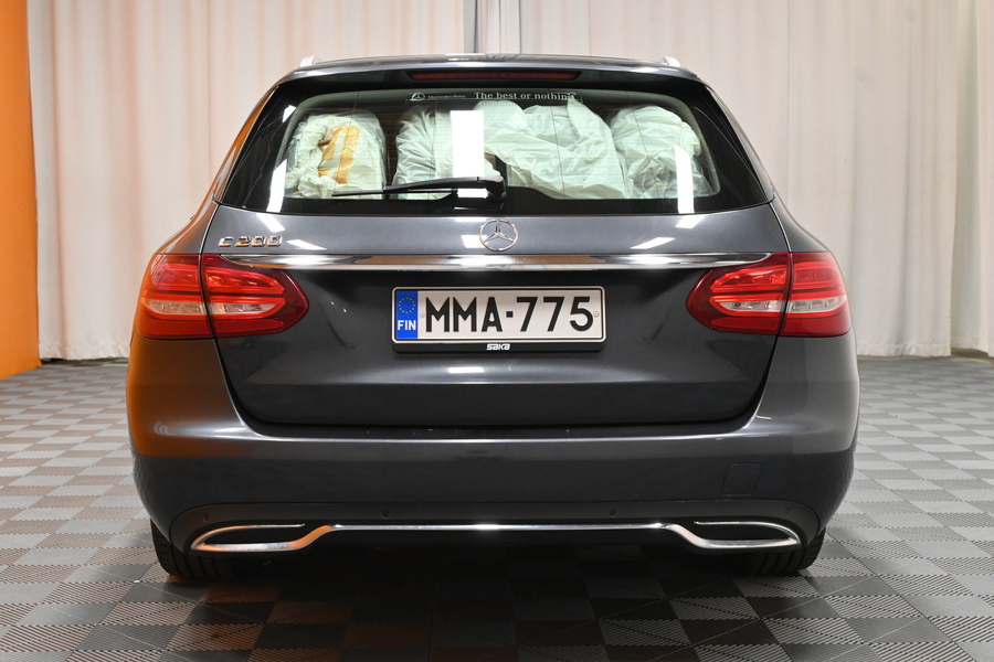 Mercedes-Benz C vaihtoauto