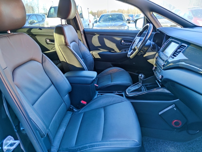 Kia Carens vaihtoauto