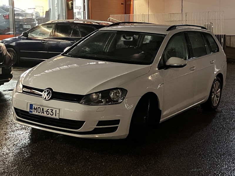 Volkswagen Golf vaihtoauto