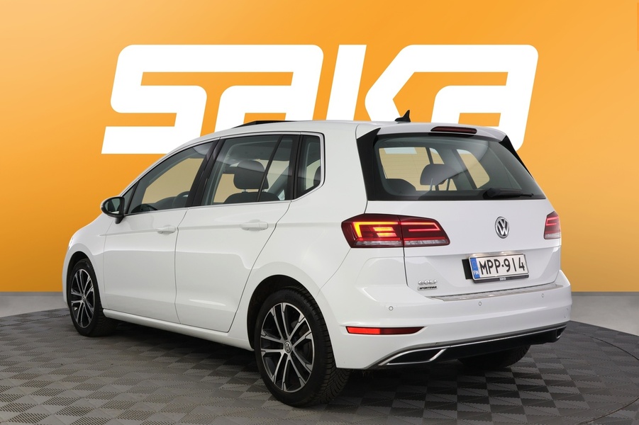 Volkswagen Golf Sportsvan vaihtoauto