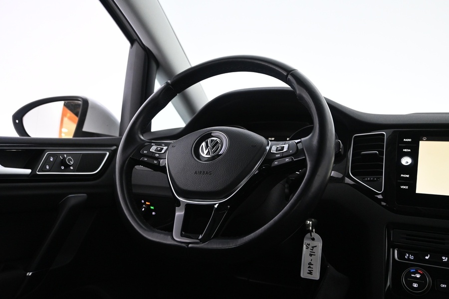 Volkswagen Golf Sportsvan vaihtoauto