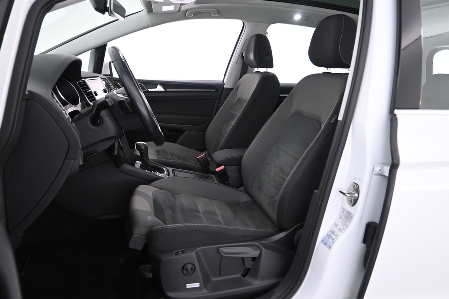 Volkswagen Golf Sportsvan vaihtoauto