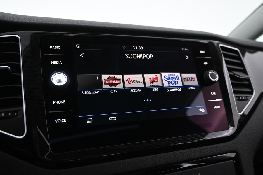 Volkswagen Golf Sportsvan vaihtoauto