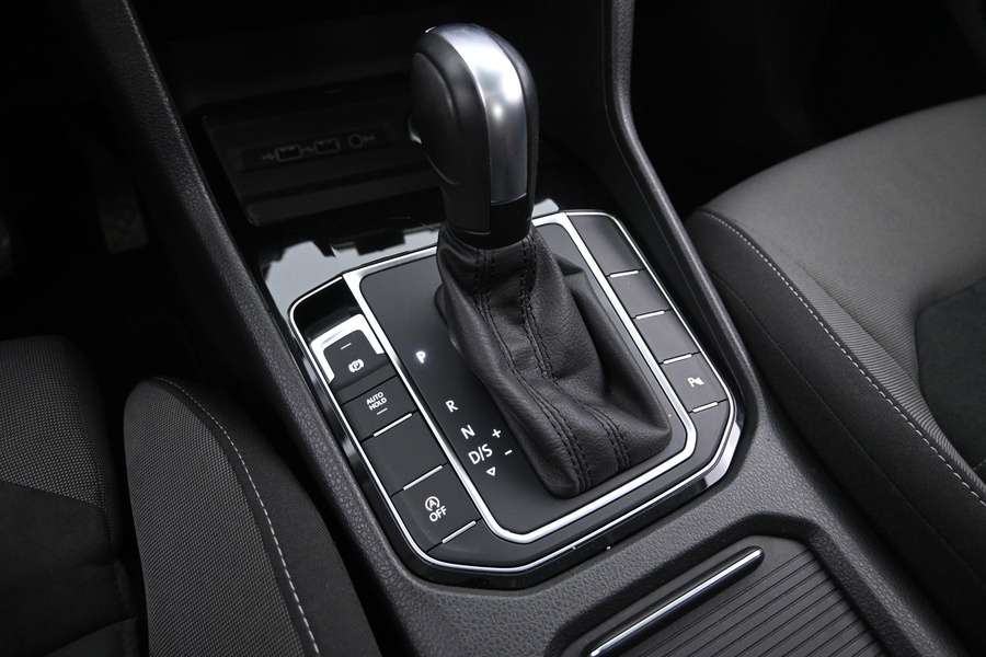 Volkswagen Golf Sportsvan vaihtoauto