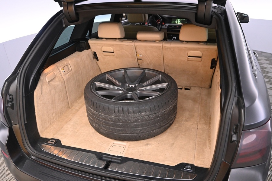 BMW M550d vaihtoauto