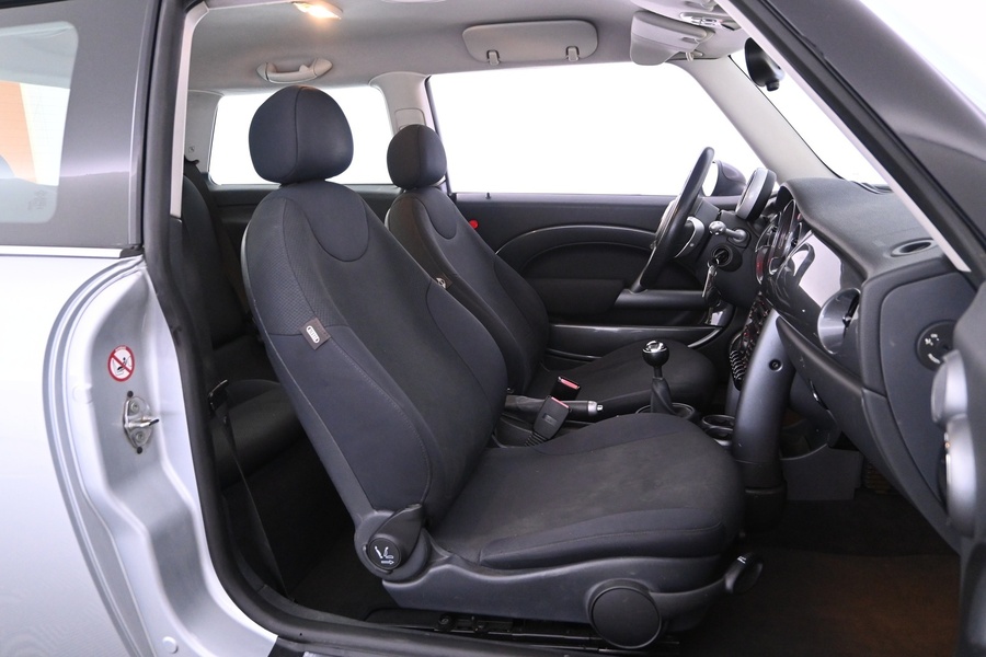 Mini Cooper vaihtoauto