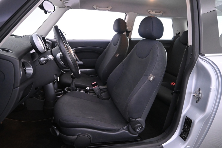 Mini Cooper vaihtoauto