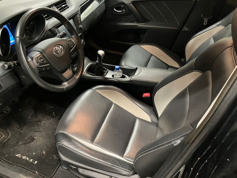 Toyota Avensis vaihtoauto