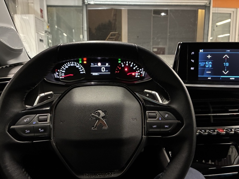 Peugeot 208 vaihtoauto