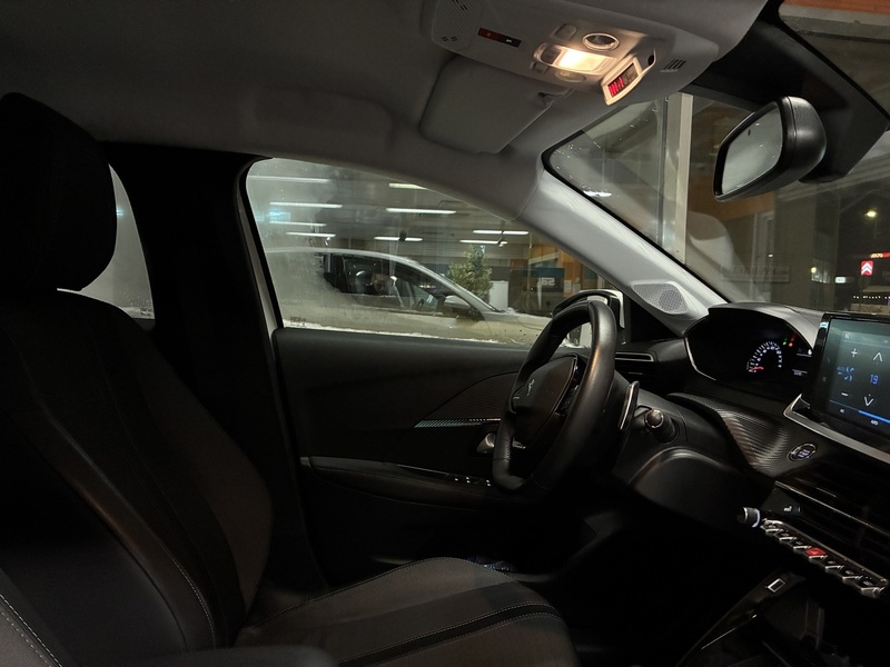 Peugeot 208 vaihtoauto