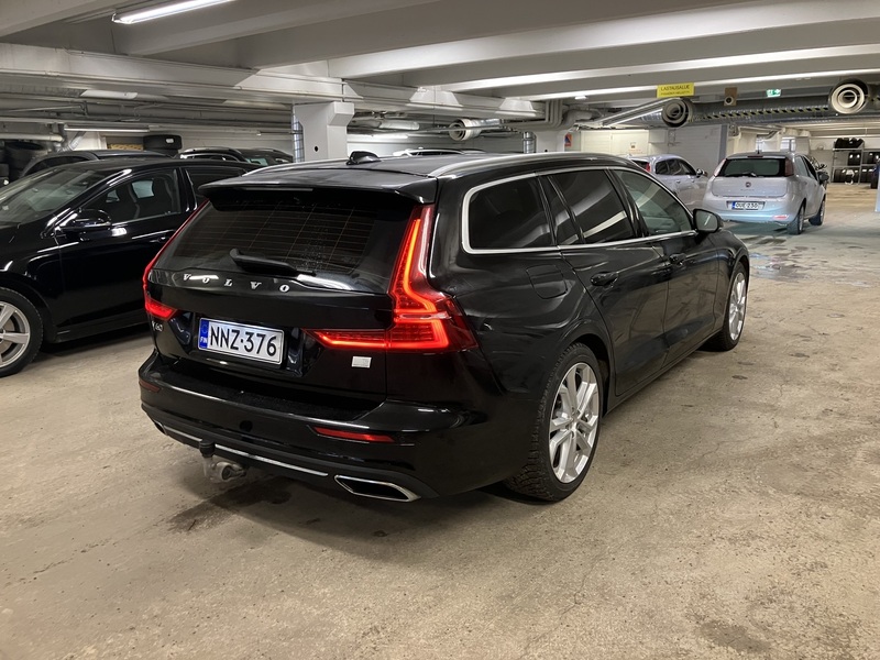 Volvo V60 vaihtoauto