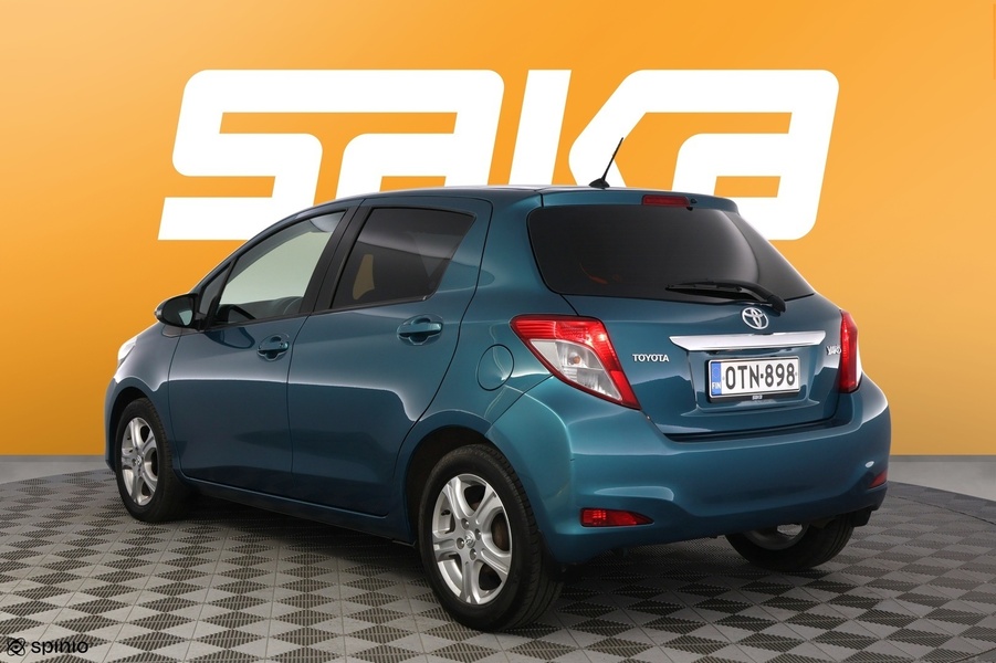 Toyota Yaris vaihtoauto