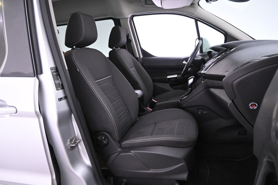 Ford Grand Tourneo Connect vaihtoauto