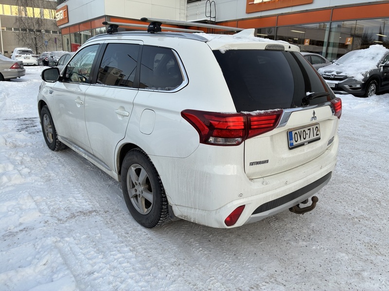 Mitsubishi Outlander vaihtoauto