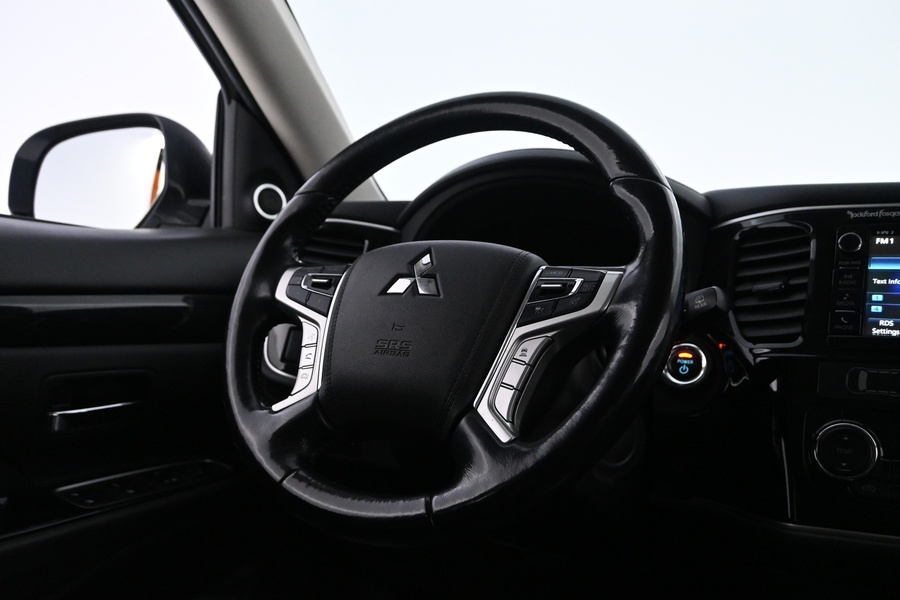 Mitsubishi Outlander PHEV vaihtoauto