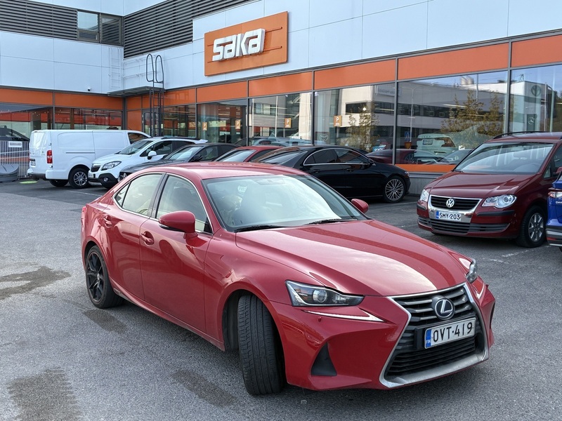Lexus IS vaihtoauto