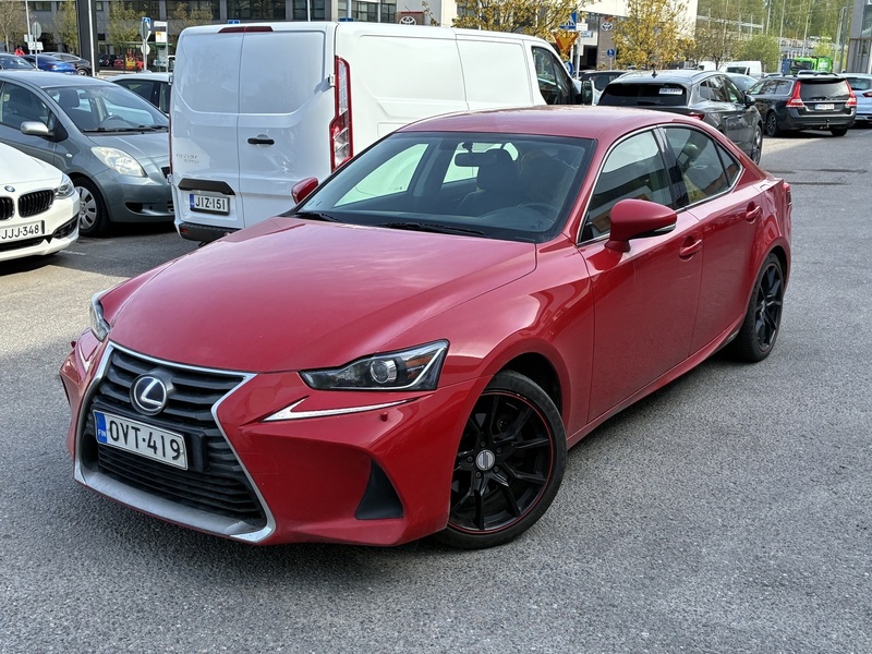 Lexus IS vaihtoauto