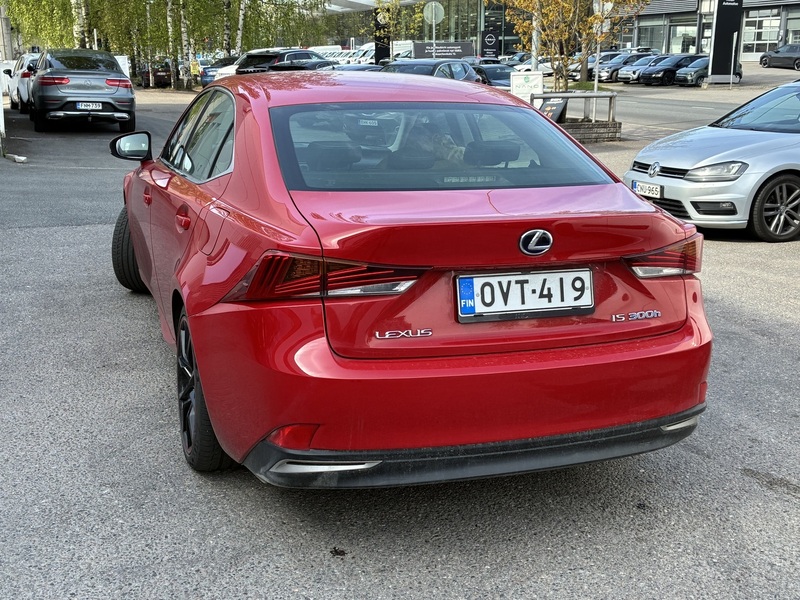 Lexus IS vaihtoauto