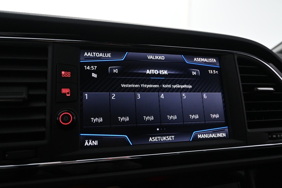 SEAT Leon ST vaihtoauto