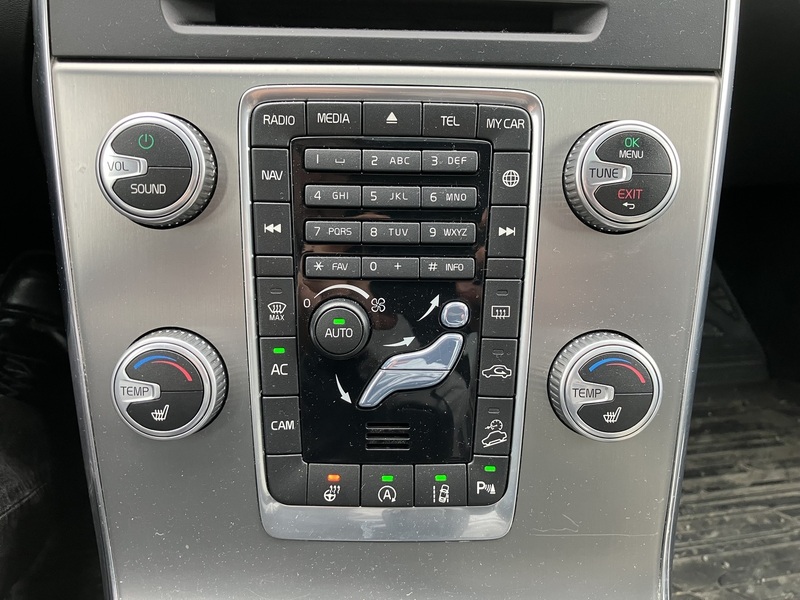 Volvo S60 Cross Country vaihtoauto