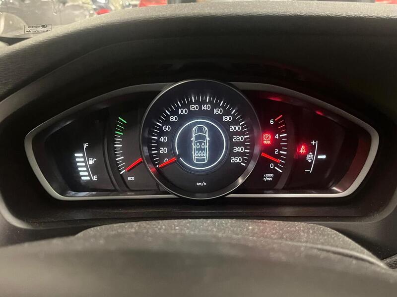 Volvo V40 vaihtoauto