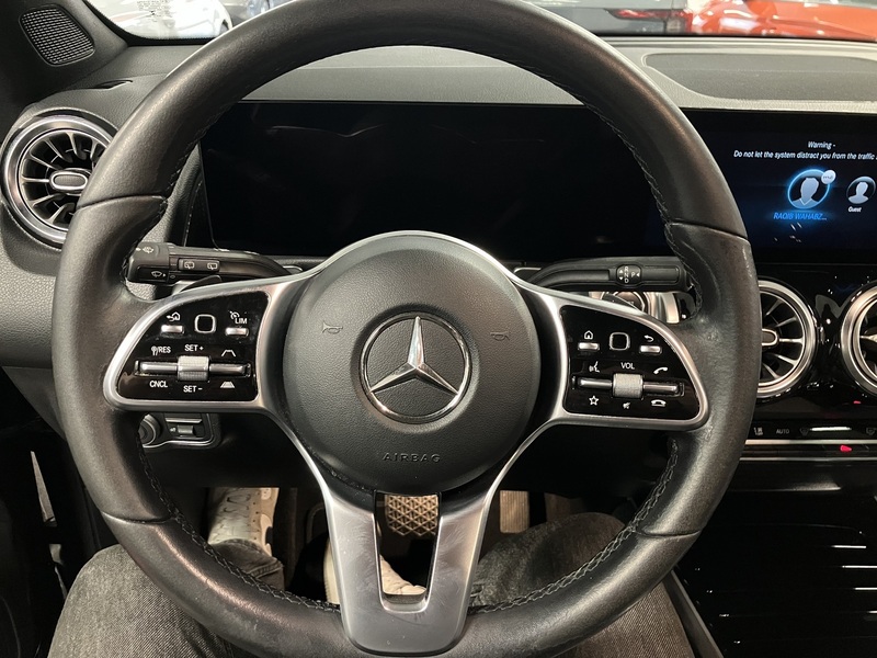 Mercedes-Benz EQB vaihtoauto