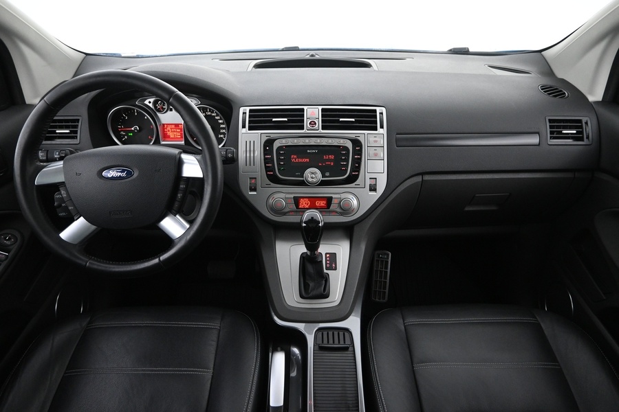 Ford Kuga vaihtoauto