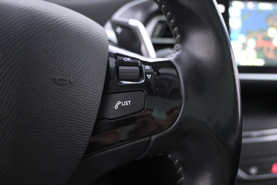 Peugeot 308 vaihtoauto