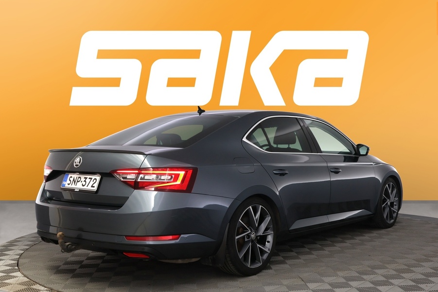 Skoda Superb vaihtoauto