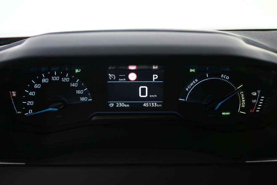 Peugeot e-2008 vaihtoauto