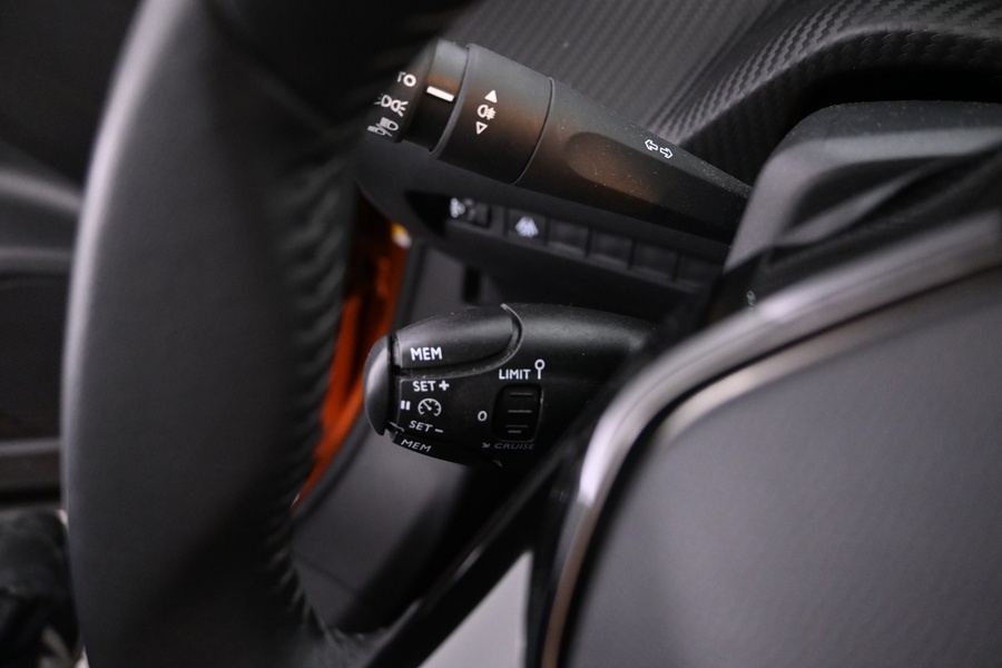 Peugeot e-2008 vaihtoauto