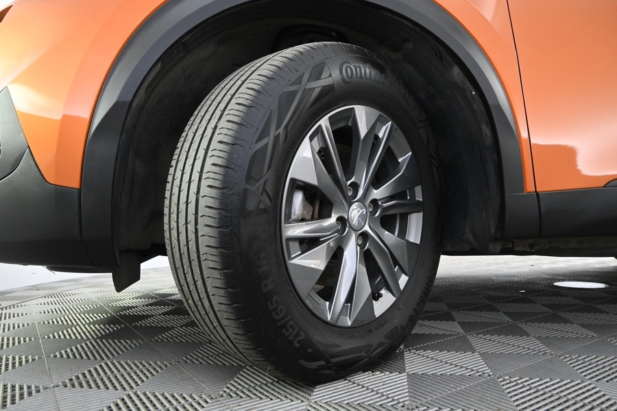 Peugeot e-2008 vaihtoauto