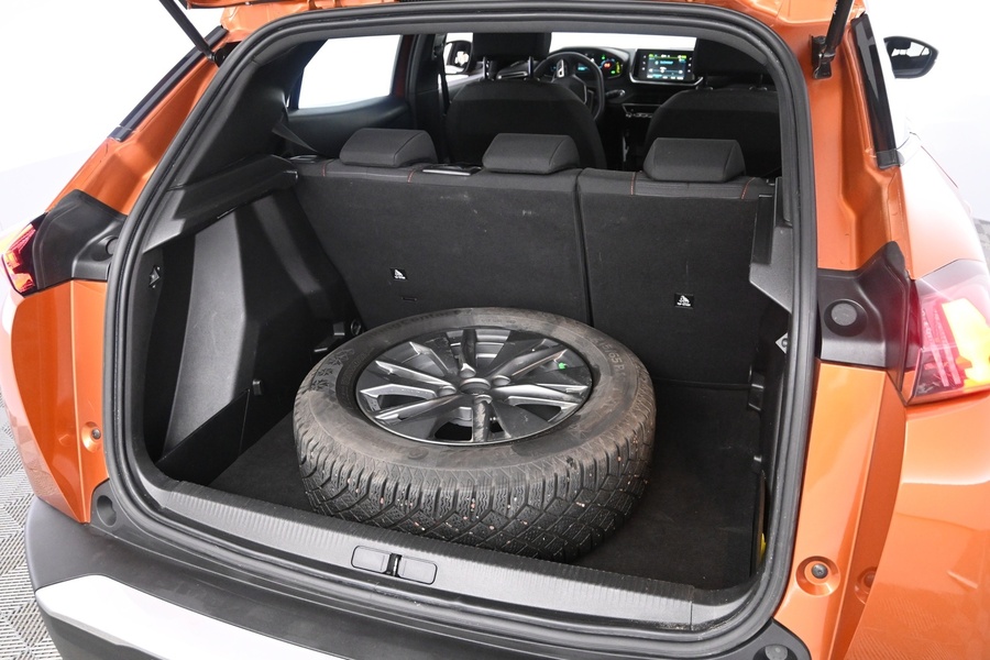 Peugeot e-2008 vaihtoauto